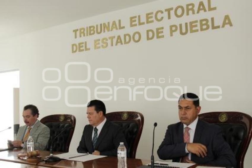 SESIÓN .  TRIBUNAL ELECTORAL