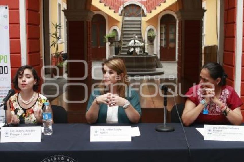 EXPOSICIÓN . EL TIEMPO HABITADO