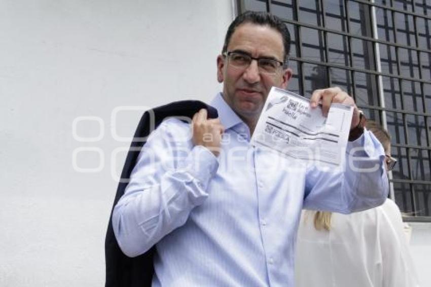 JAVIER LOZANO ALARCÓN