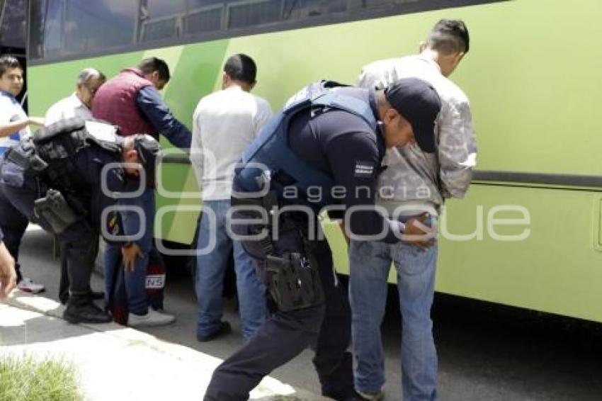 OPERATIVO CANINO EN TRANSPORTE PÚBLICO