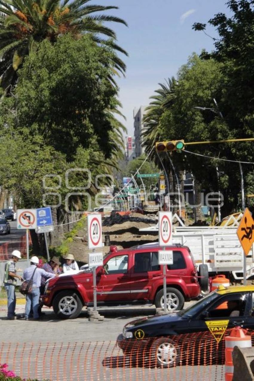 OBRAS . AVENIDA JUÁREZ