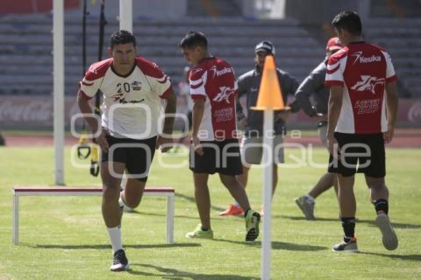 FÚTBOL . PRETEMPORADA . LOBOS BUAP