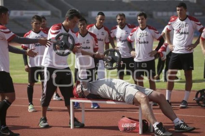 FÚTBOL . PRETEMPORADA . LOBOS BUAP