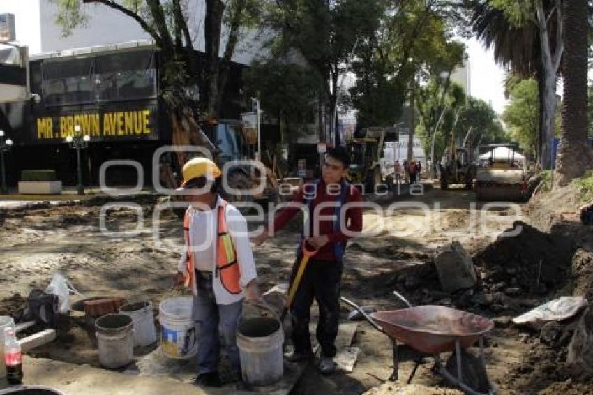 OBRAS . AVENIDA JUÁREZ