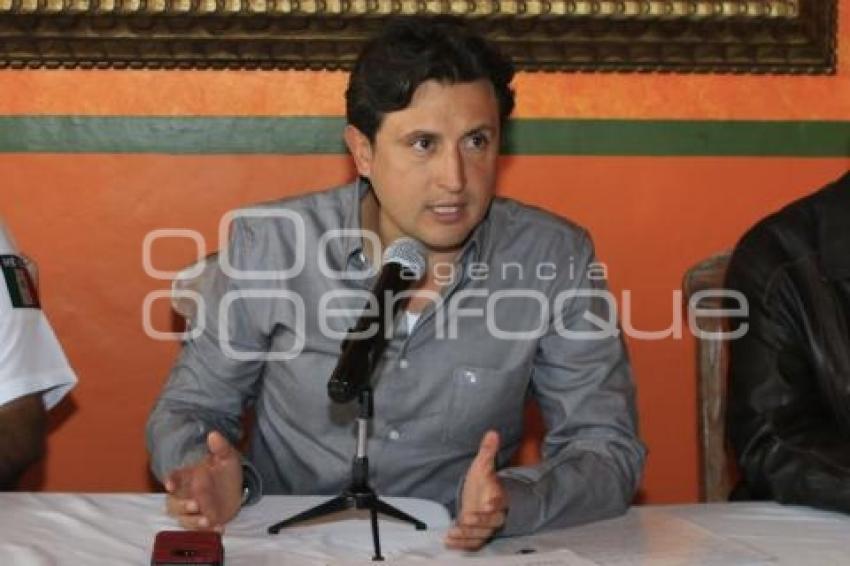 JOSÉ JUAN ESPINOSA