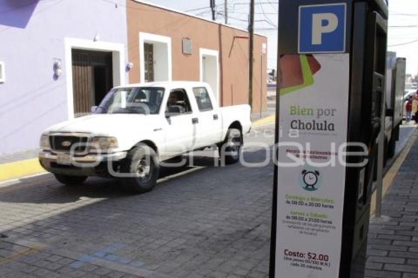 SAN PEDRO CHOLULA . PARQUÍMETROS