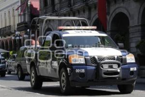 SEGURIDAD . POLICÍAS