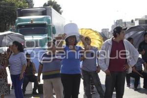 MANIFESTACIÓN . AGUA