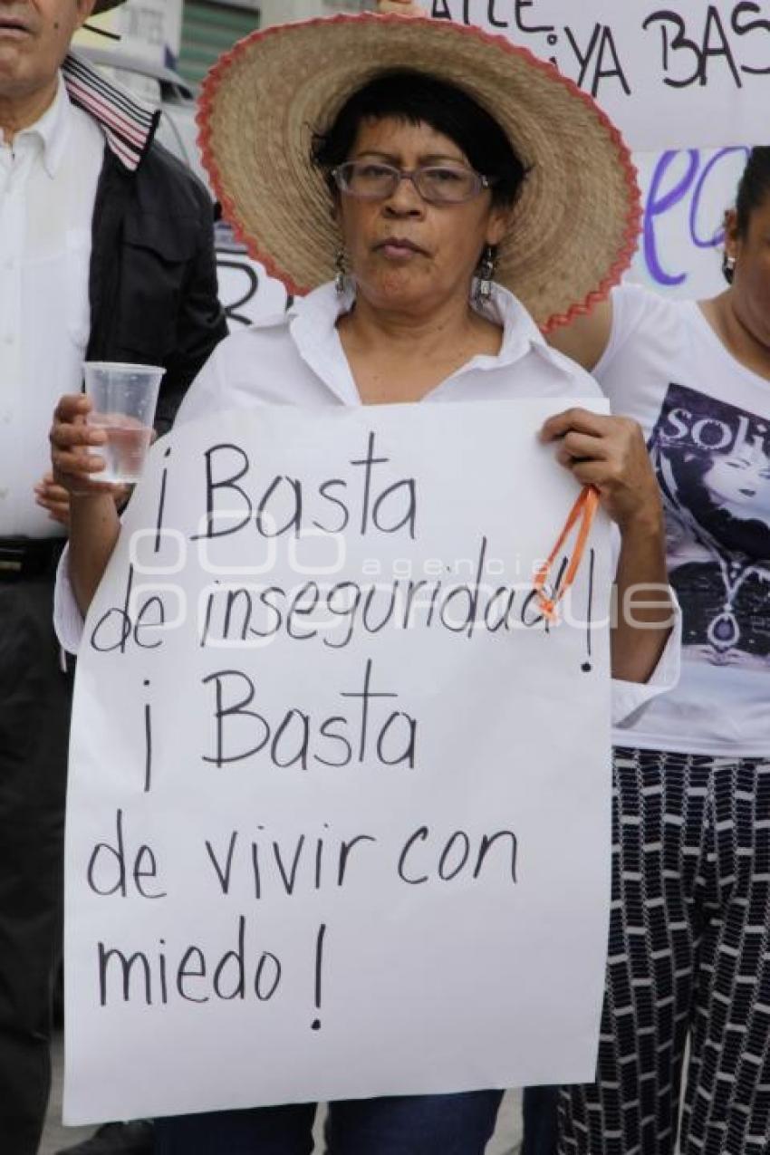 MARCHA VECINOS UNIVERSIDADES