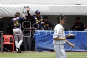 BÉISBOL . PERICOS VS VAQUEROS