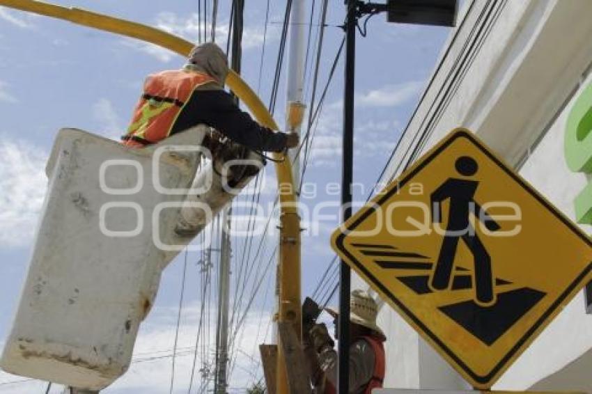MANTENIMIENTO DE SEMÁFOROS