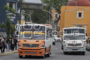 TRANSPORTE PÚBLICO
