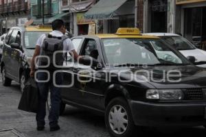 SERVICIO DE TAXIS