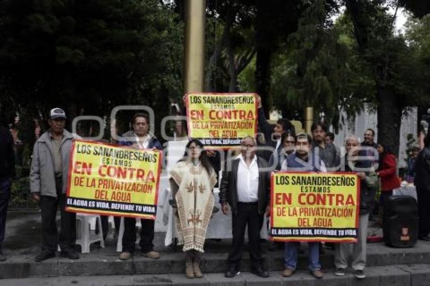 MANIFESTACIÓN . PRIVATIZACIÓN DEL AGUA