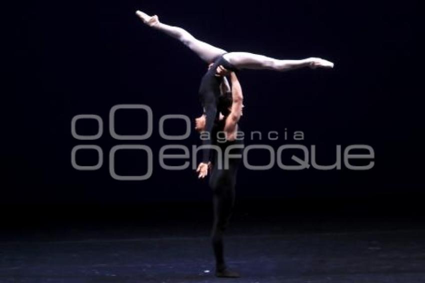 BALLET . ELISA CARRILLO