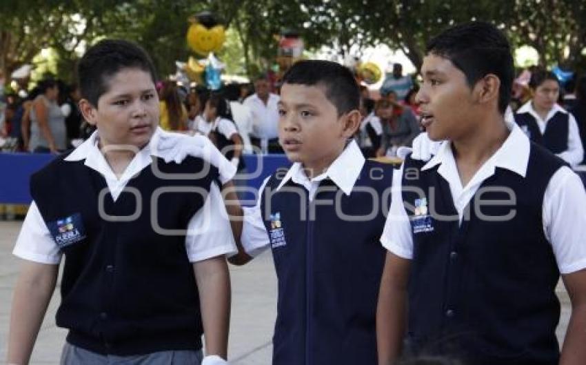 FIN DE CURSOS . ACATLÁN