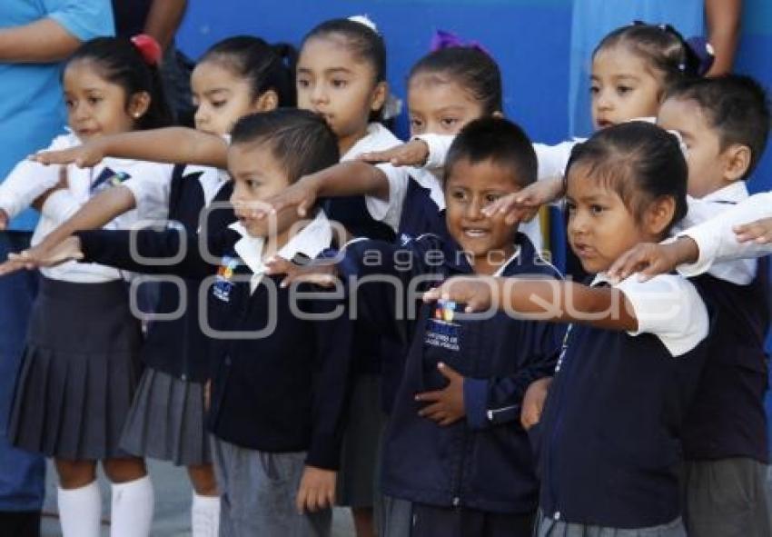 FIN DE CURSOS . ACATLÁN