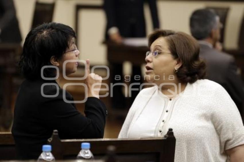 CONGRESO . SESIÓN EXTRAORDINARIA