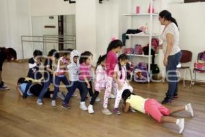TALLERES DE VERANO