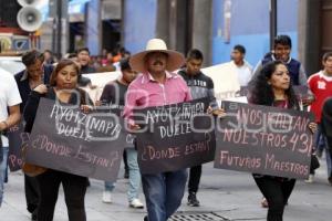 MARCHA AYOTZINAPA