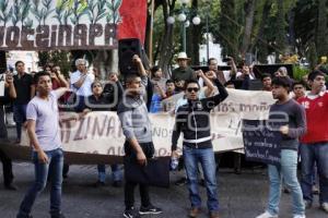 MARCHA AYOTZINAPA