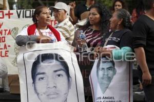 MARCHA AYOTZINAPA