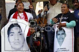 MARCHA AYOTZINAPA