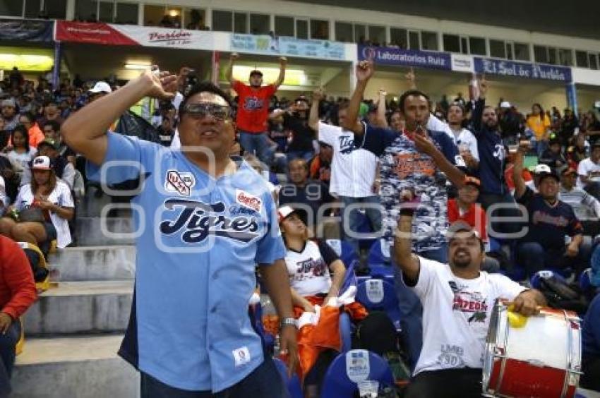 BÉISBOL . PERICOS VS TIGRES DE QUINTANA ROO