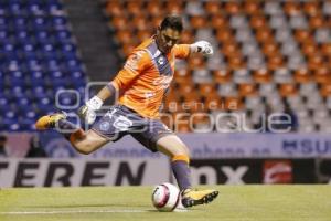 FÚTBOL . CLUB PUEBLA VS MORELIA