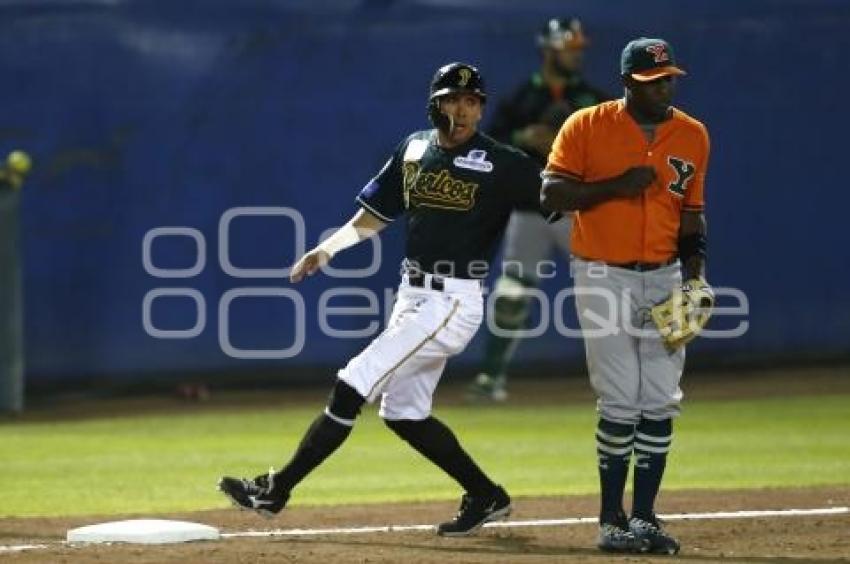 BÉISBOL . PERICOS VS LEONES DE YUCATÁN