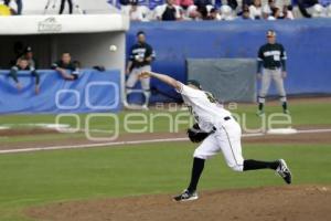 BÉISBOL . PERICOS VS LEONES