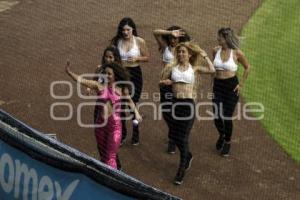 BÉISBOL . PERICOS VS LEONES