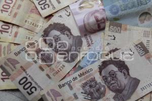 ECONOMÍA . DINERO