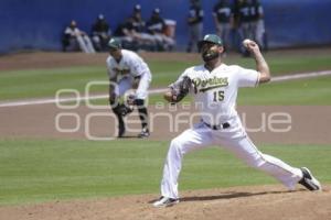 BÉISBOL . PERICOS VS LEONES