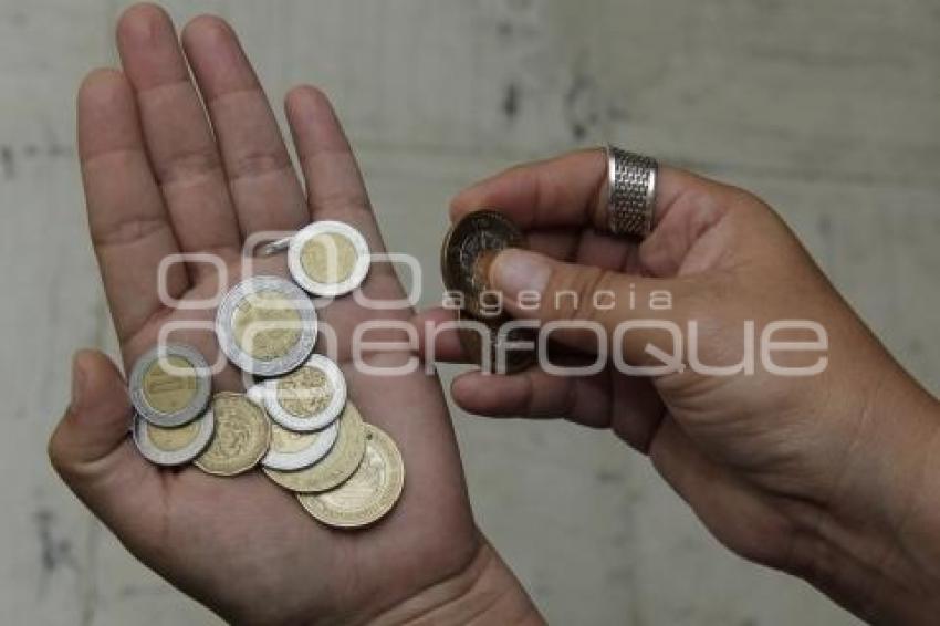 ECONOMÍA . DINERO