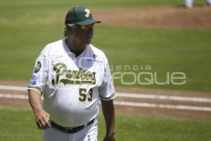 BÉISBOL . PERICOS VS LEONES
