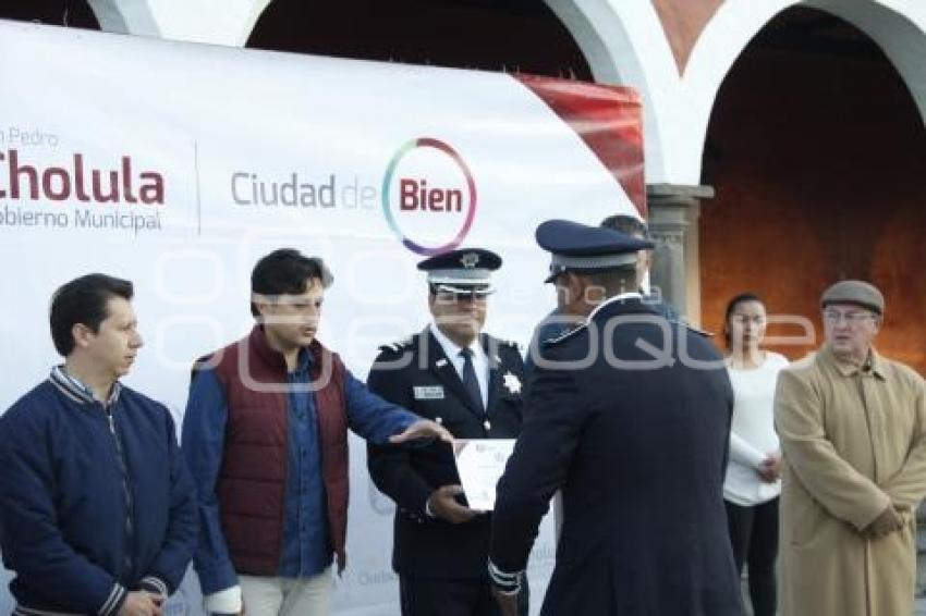 RECONOCIMIENTO A POLICÍAS . CHOLULA