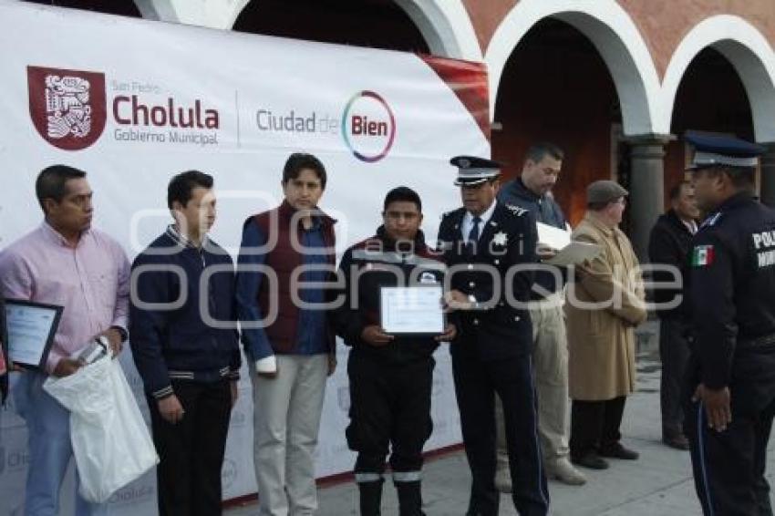 RECONOCIMIENTO A POLICÍAS . CHOLULA