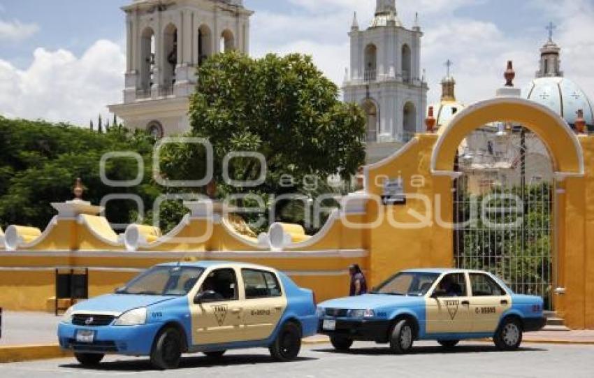 TAXIS . ACATLÁN