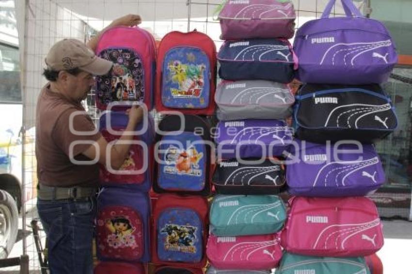 FERIA DE REGRESO A CLASES