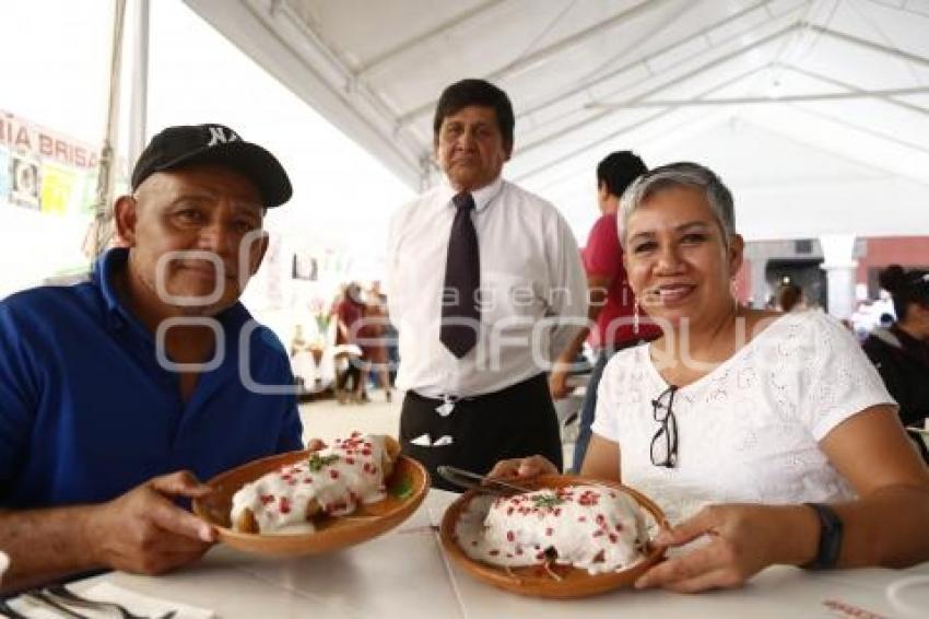 FERIA DEL CHILE EN NOGADA . CHOLULA