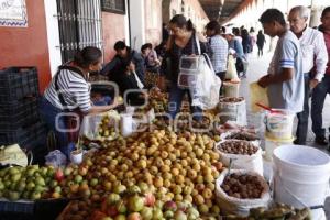 FERIA DEL CHILE EN NOGADA . CHOLULA