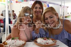 FERIA DEL CHILE EN NOGADA . CHOLULA