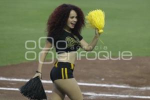 BÉISBOL . PERICOS VS BRAVOS DE LEÓN