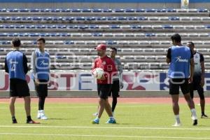 ENTRENAMIENTO LOBOS BUAP