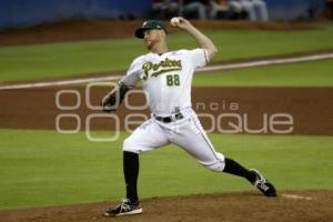 BÉISBOL . PERICOS VS BRAVOS DE LEÓN