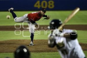 BÉISBOL . PERICOS VS BRAVOS DE LEÓN