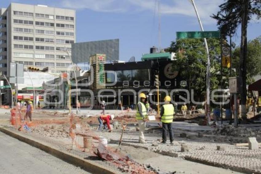 OBRAS . AVENIDA JUÁREZ