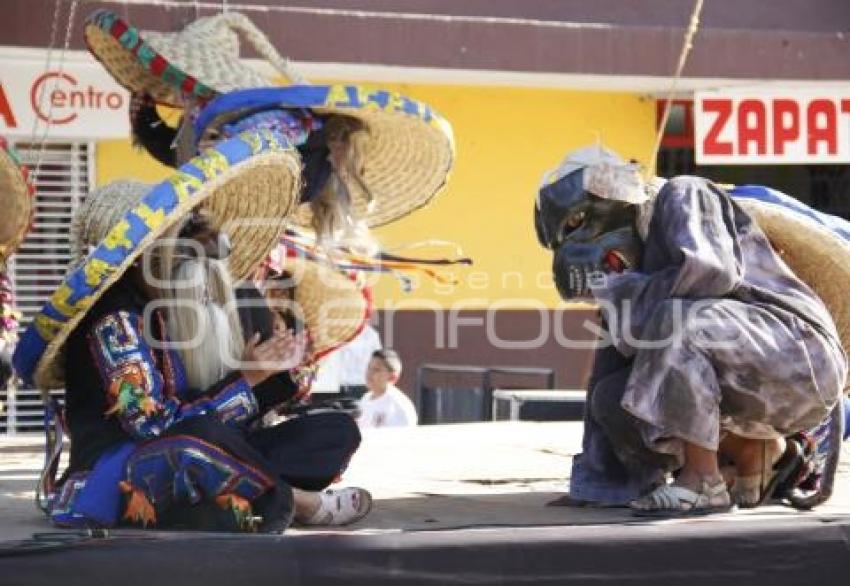 TECUANES . ACATLÁN