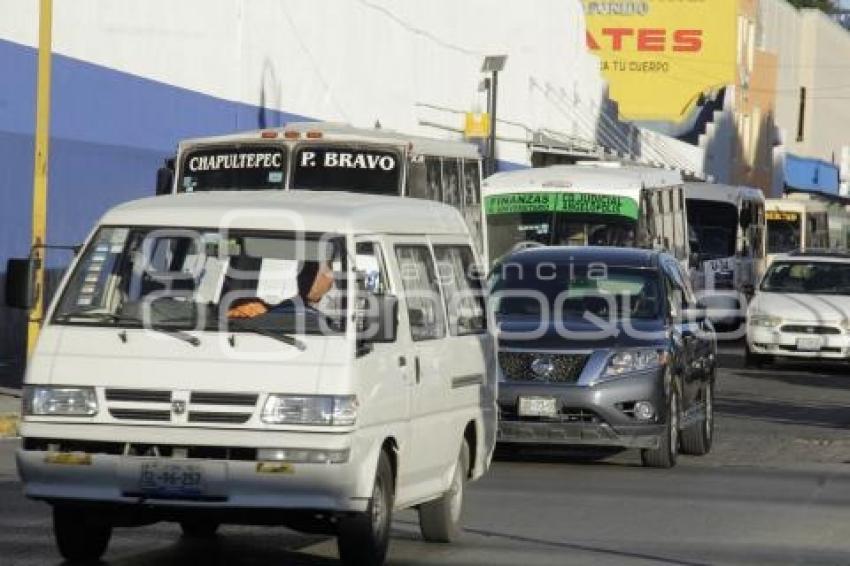 TRÁFICO VEHICULAR